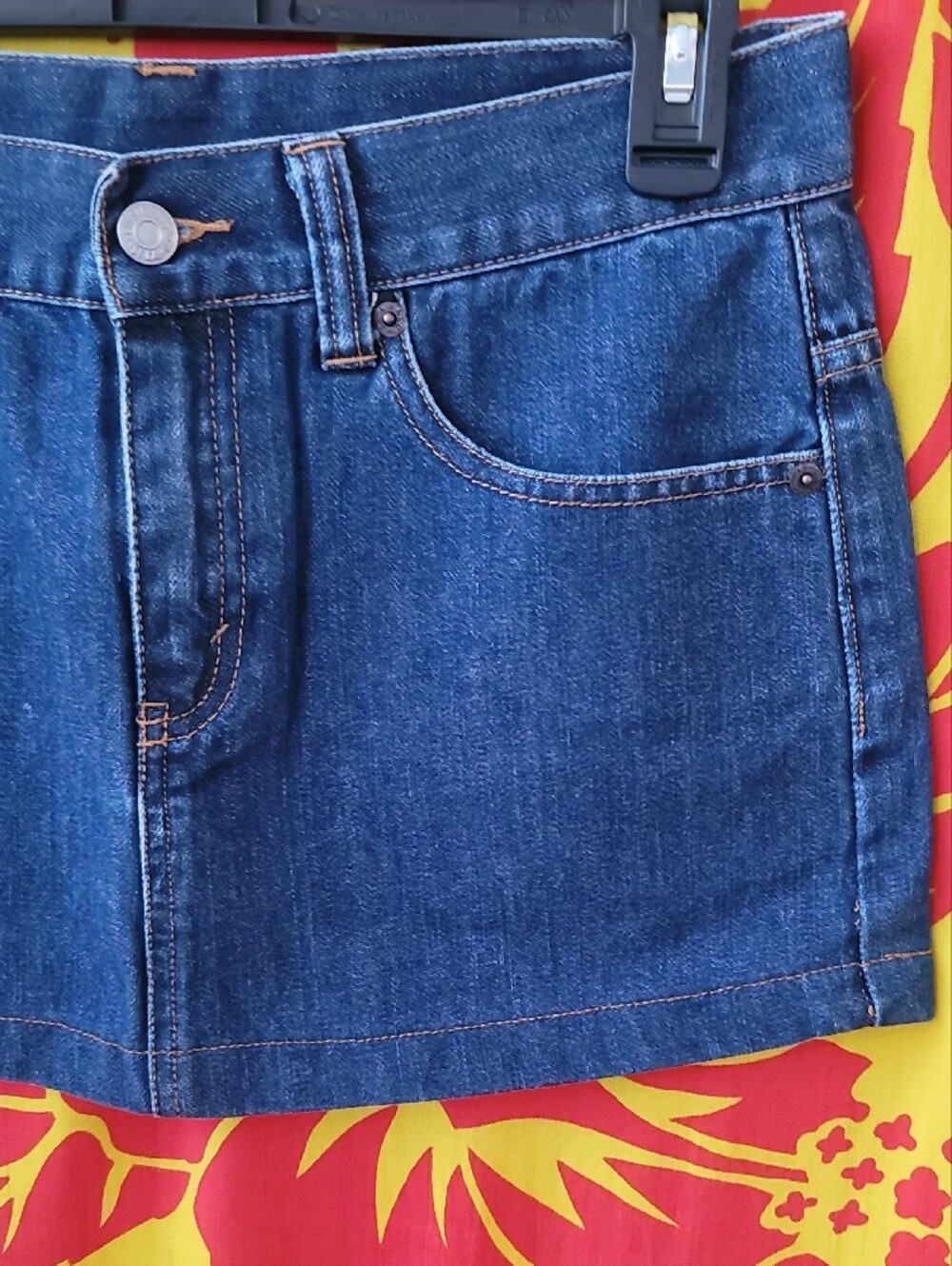 Levi's Fun Ready Dark Blue Denim Mini Skirt - Picture 2 of 11